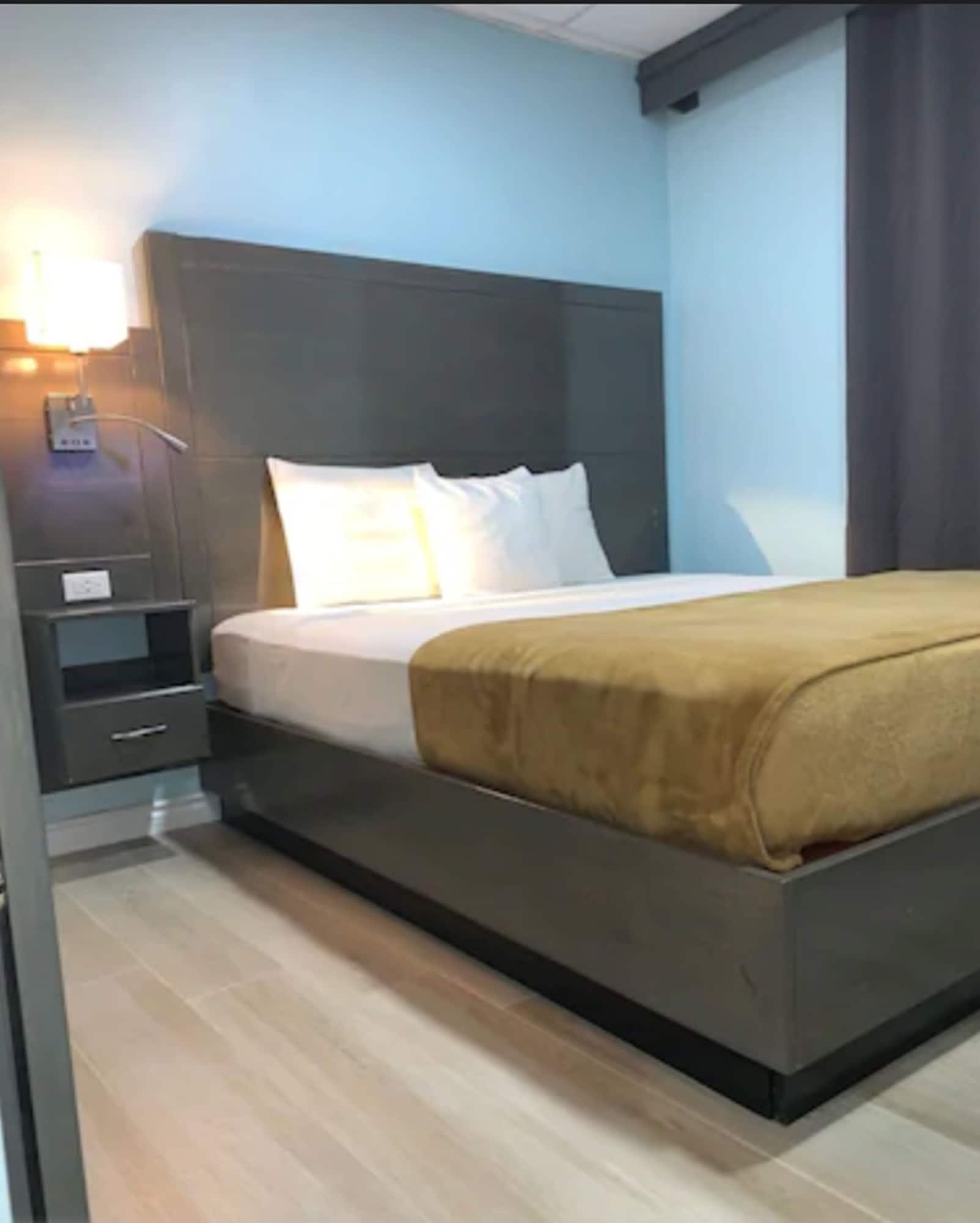 Airport Suites Hotel Piarco Extérieur photo