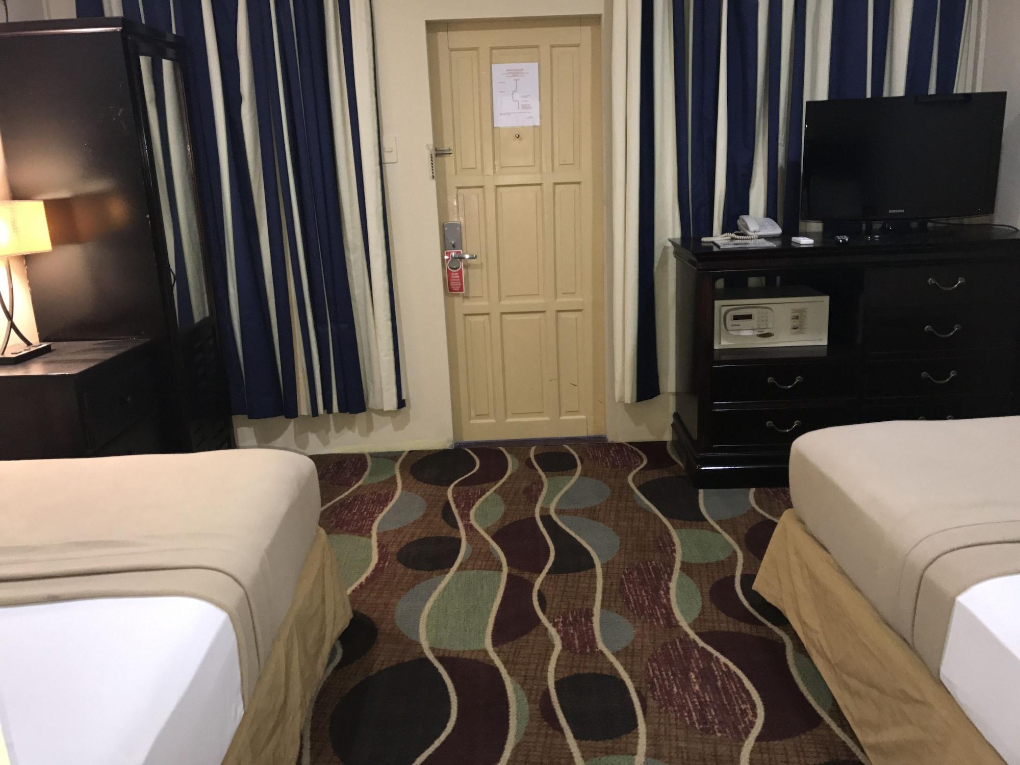 Airport Suites Hotel Piarco Extérieur photo