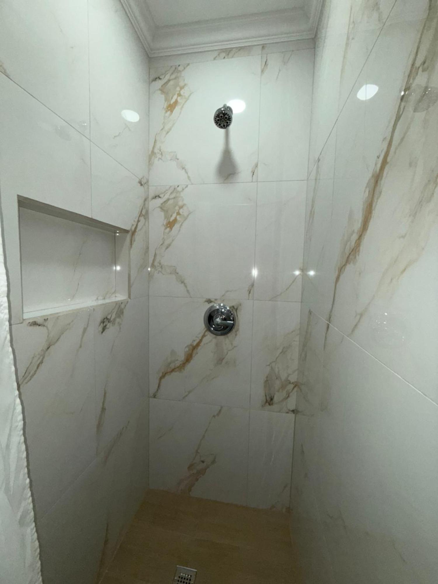 Airport Suites Hotel Piarco Extérieur photo