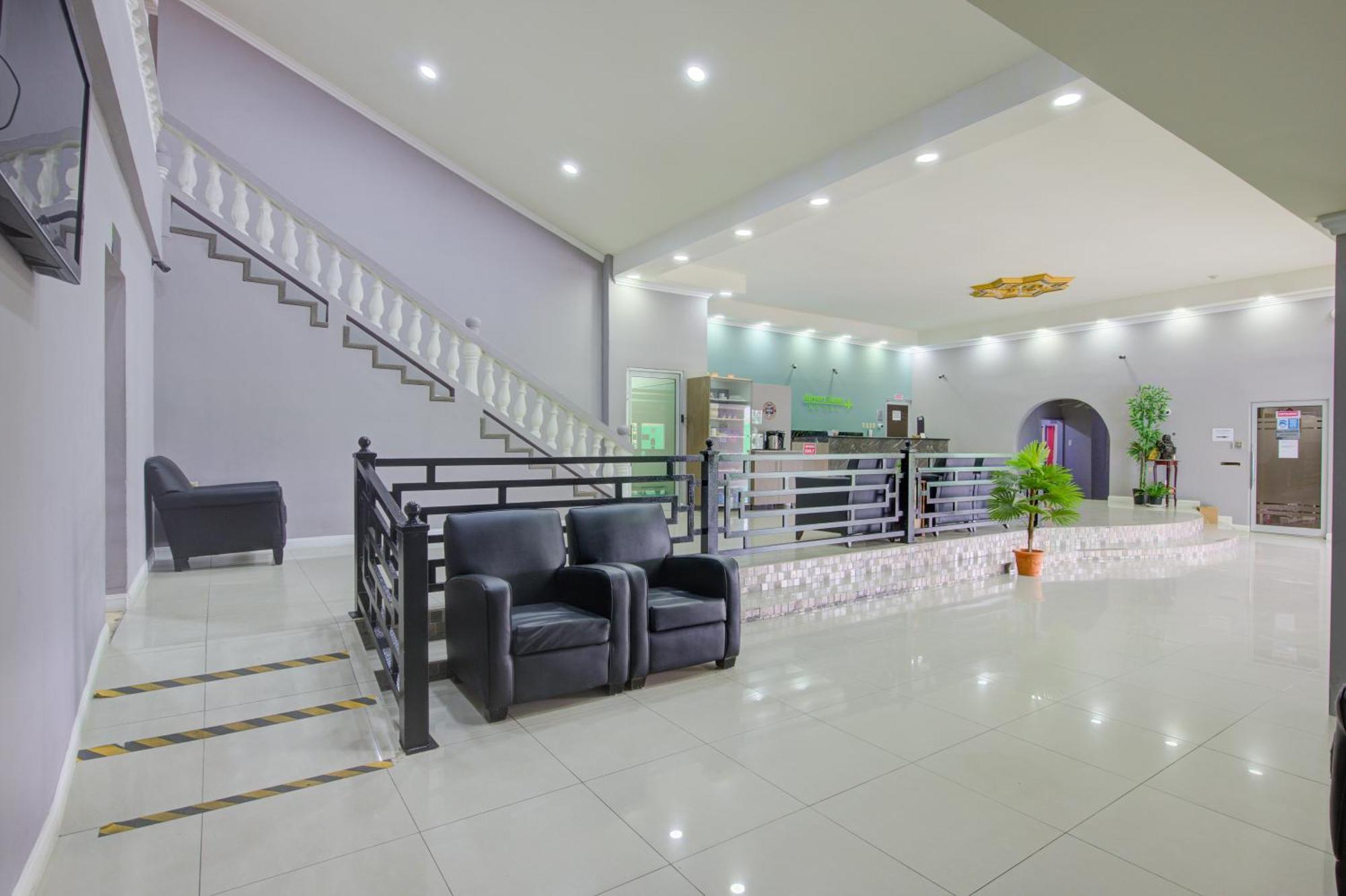 Airport Suites Hotel Piarco Extérieur photo