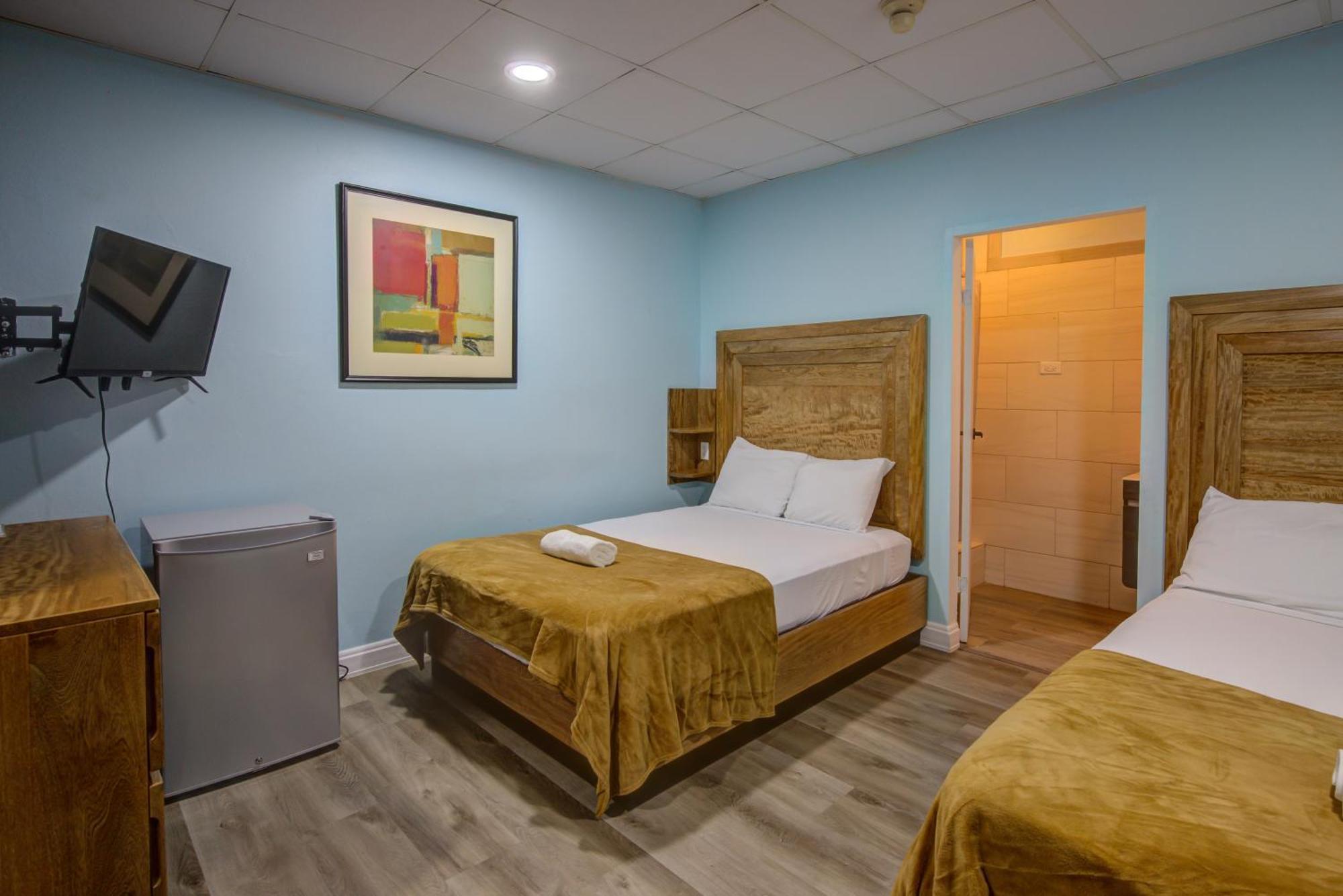 Airport Suites Hotel Piarco Extérieur photo